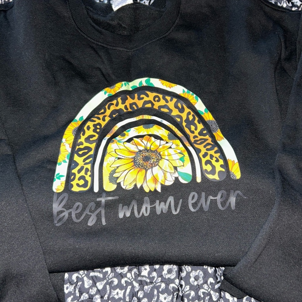 Black 'Best Mom Ever' Kids Shirt